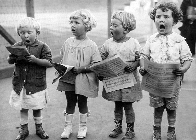 Children singing Children singing