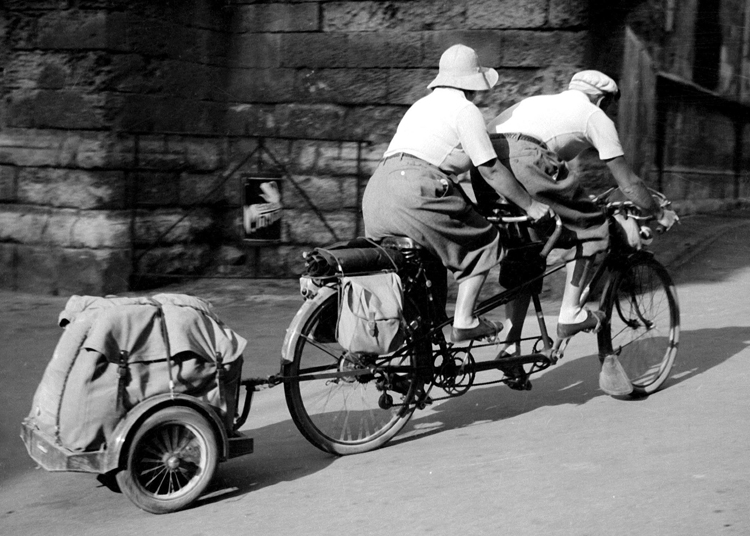 Couple on tandem Couple on tandem